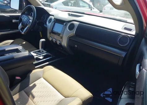 2017 Toyota Tundra Sr5 4.6L V8 z USA, uszkodzony, nr VIN 5TFEM5F12HX121428